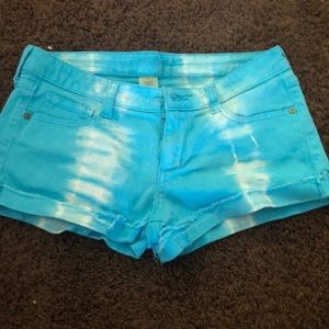 Super cute blue tie-dye Jean shorts